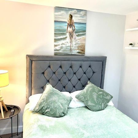 Golden Residences - Oakway Feltham Dış mekan fotoğraf