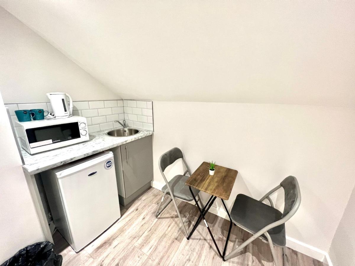 Golden Residences - Oakway Feltham Dış mekan fotoğraf